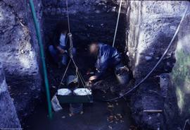 General - crew washing basketry in n 4-6 e 16-18