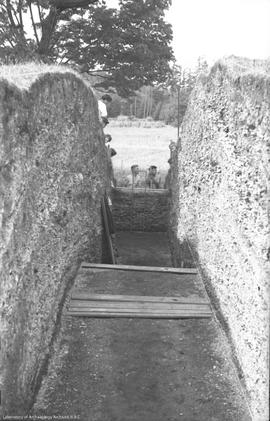 View to W, Trench I at W 30&#039; (cross-section)