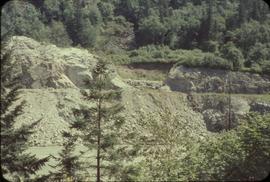 DjRi-3 : view, to SE, from CPR side, across Fraser [river], to Milliken site