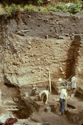 View, to E, from above, of work on G horizon